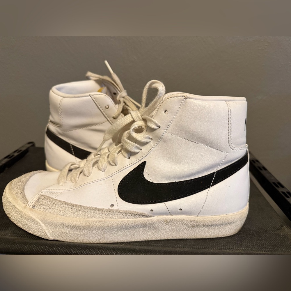 Nike Blazers Mid
